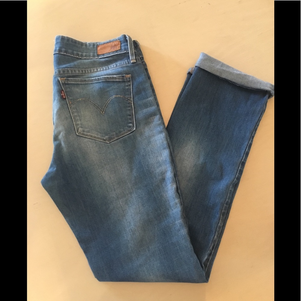 Levi’s Demi Curve Modern Rise Straight Leg